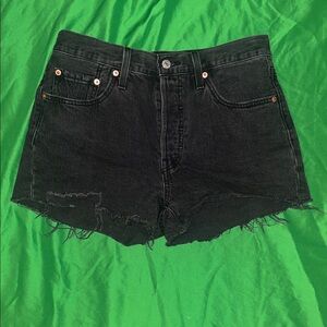 Levi’s Black Denim Women Shorts size 28